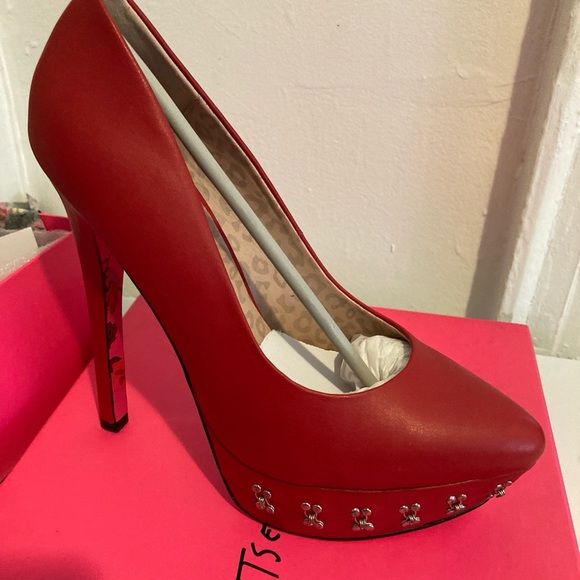 Betsey Johnson Shoes - Betsey Johnson shoe size 8. Brand new never worn